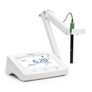 Medidor de Bancada Avançado para Oxigênio Dissolvido (sonda polarográfica) com Tela Touch e Conexão Wi-Fi - HI6421P-02 - HANNA